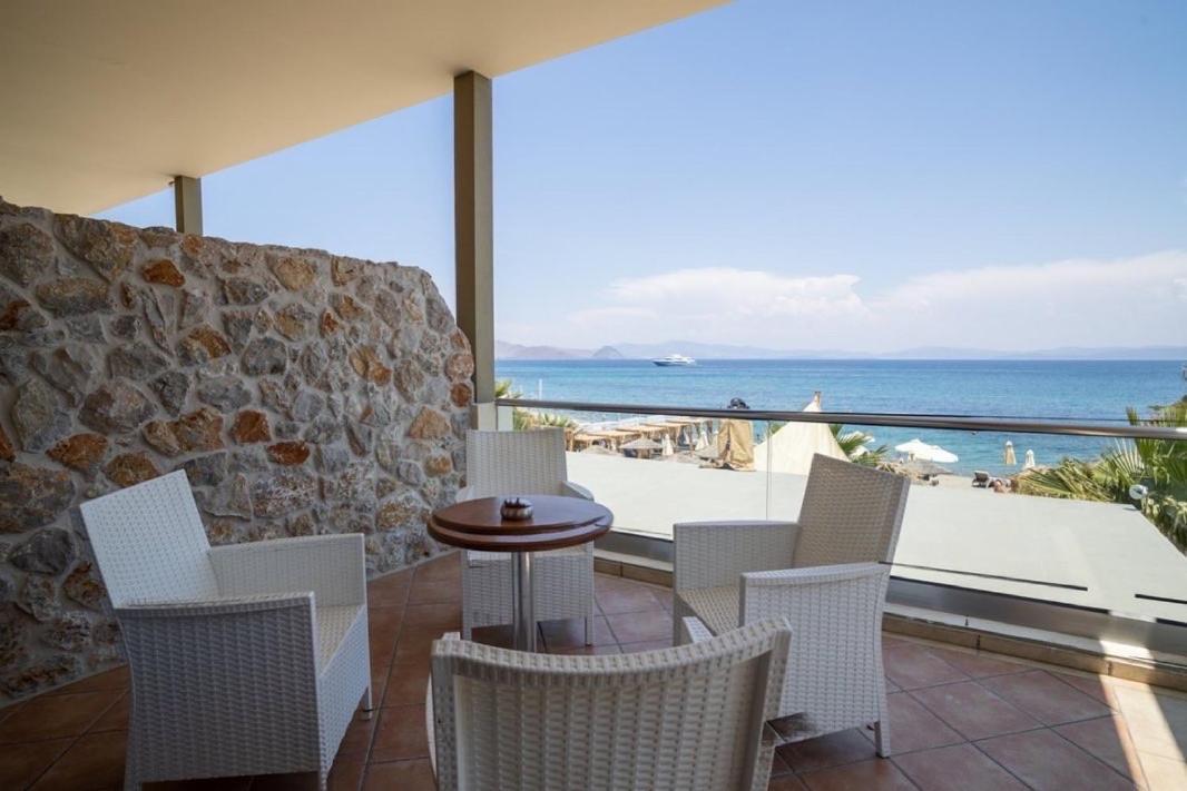 Hotel Jacksons Sea View Living Cos Exterior foto